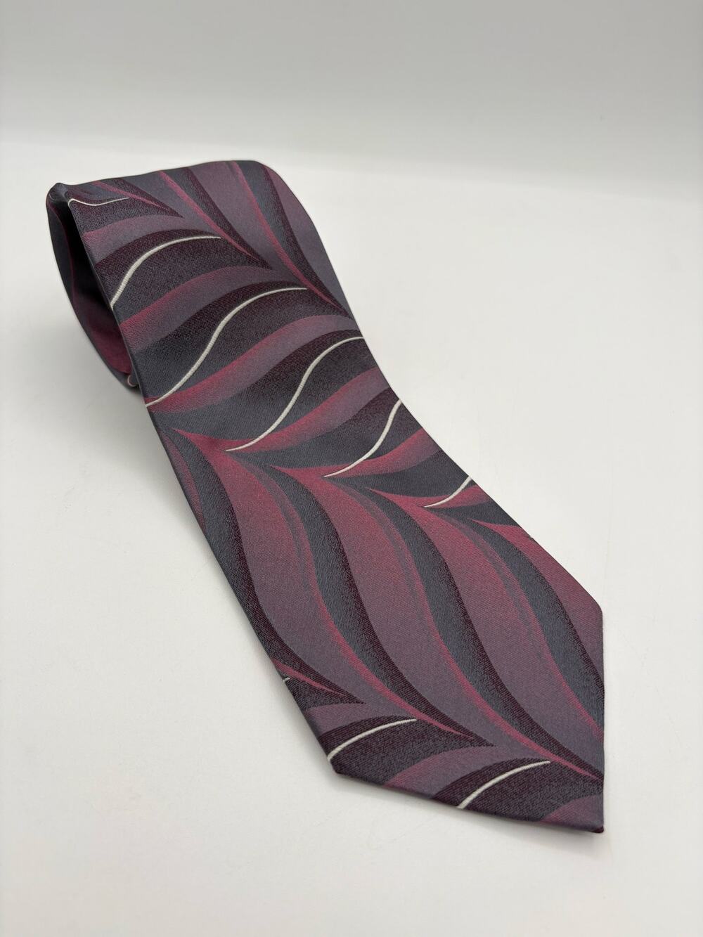 Pierre Carden Gray & Pink Abstract Necktie Tie 100% Silk